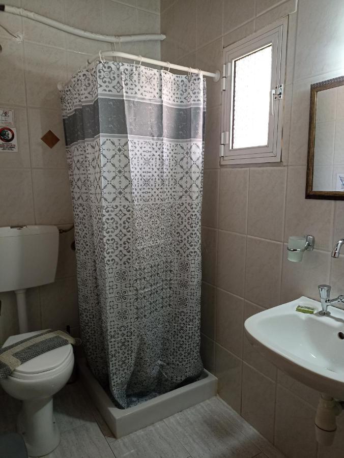 Zorbas Rooms Frangocastelo Exterior photo